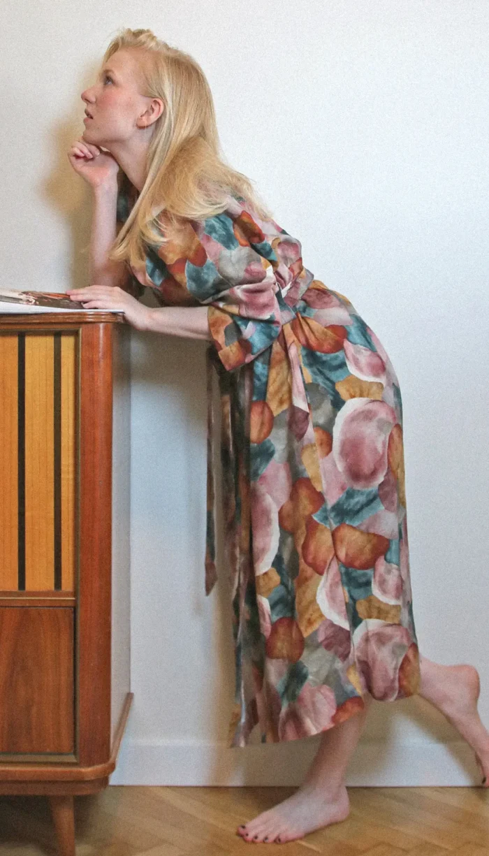 svg+xml;charset=utf » SNY VISION » ubrania dla kobiet i mężczyzn. lniane długie kimono w domu