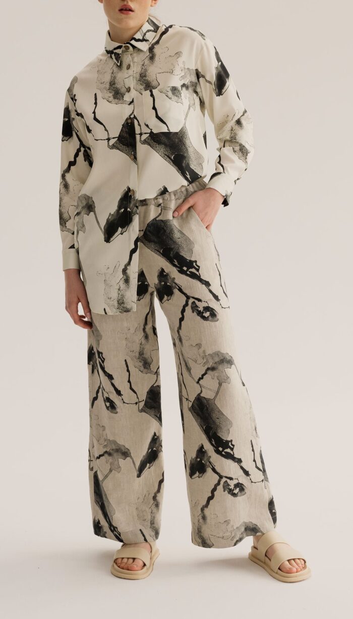 linen trousers