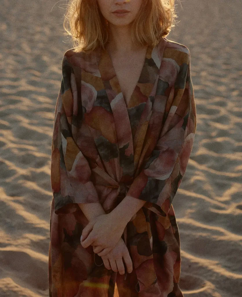 lniane kimono na lato na plaży