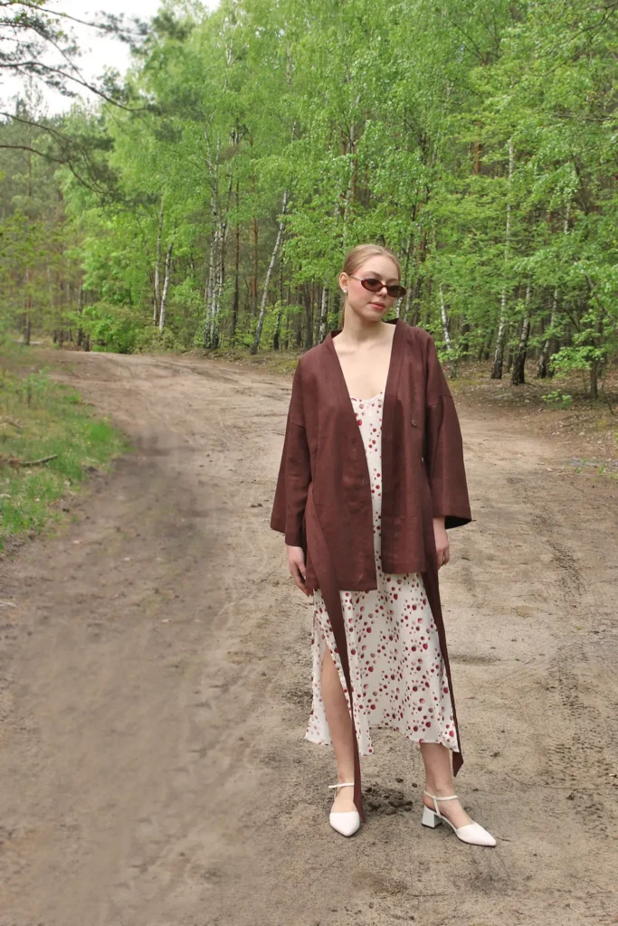 lniane kimono i sukienka w poziomki