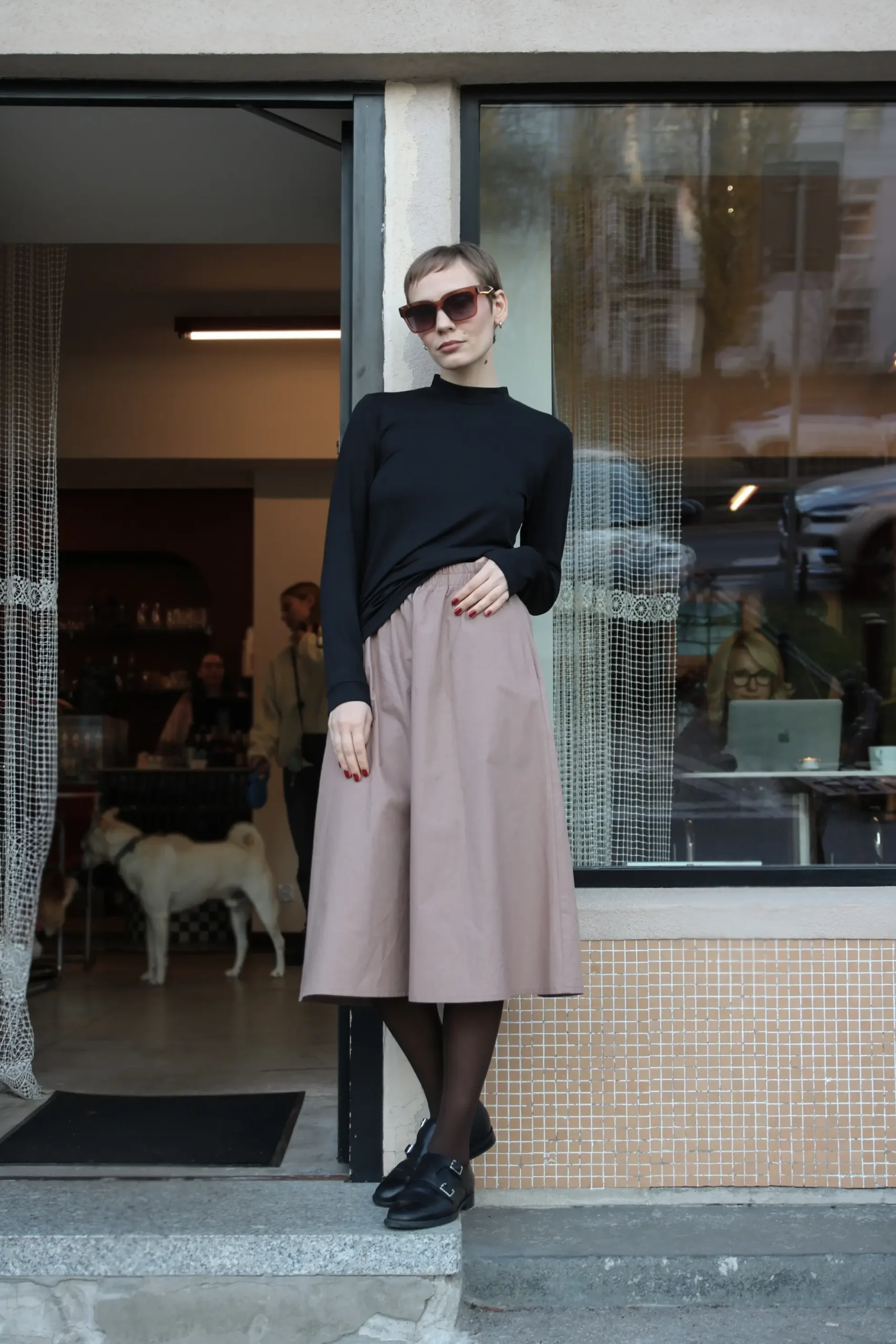 kawowa spódnica na jesień