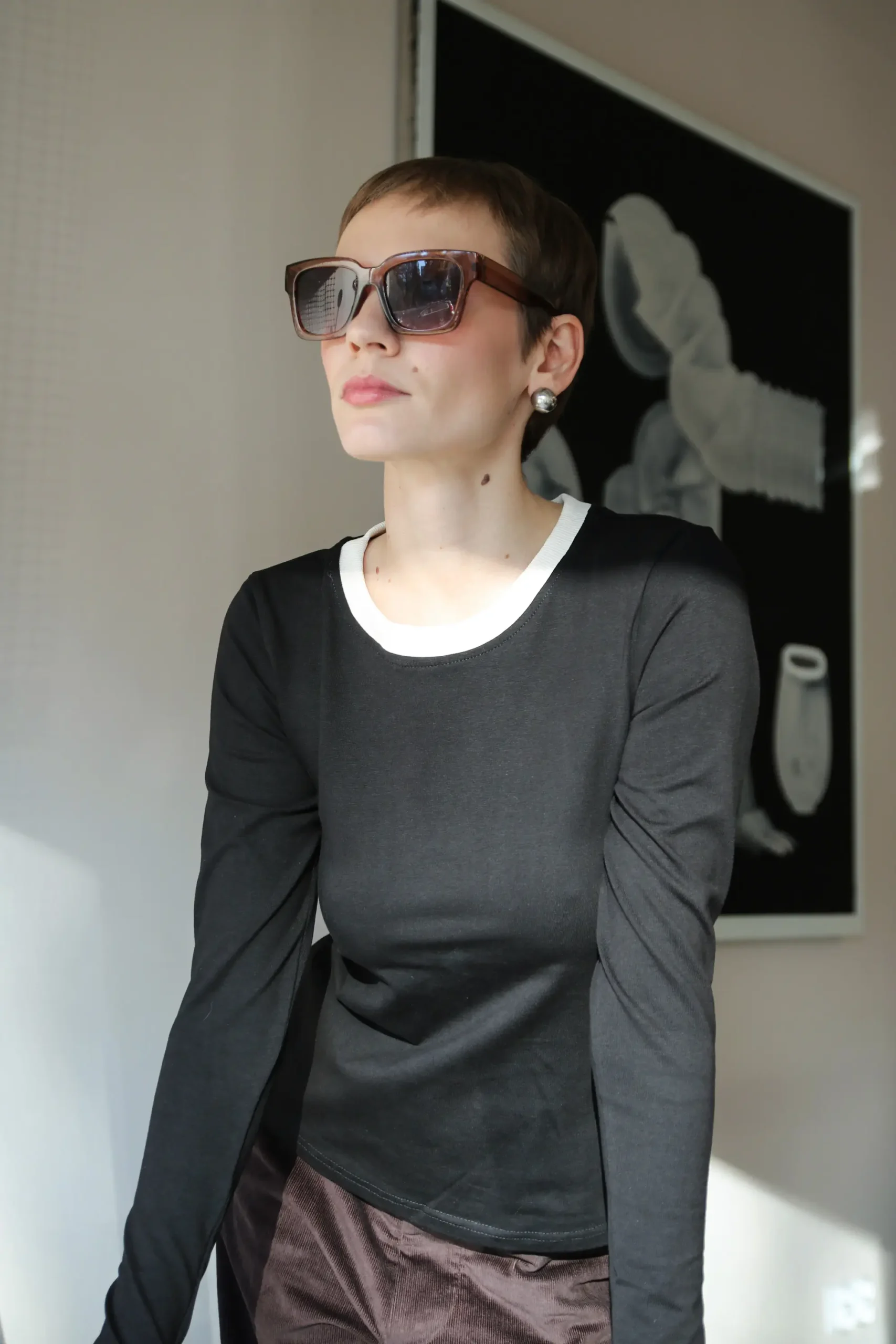 czarny longsleeve damski