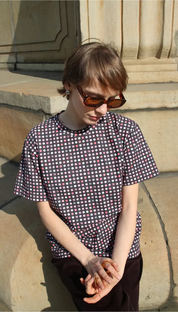 svg+xml;charset=utf » SNY VISION » ubrania dla kobiet i mężczyzn. t-shirt w kropki print 24