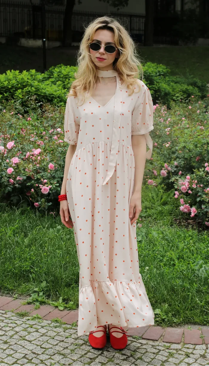 Romantyczna sukienka Tomato Dots